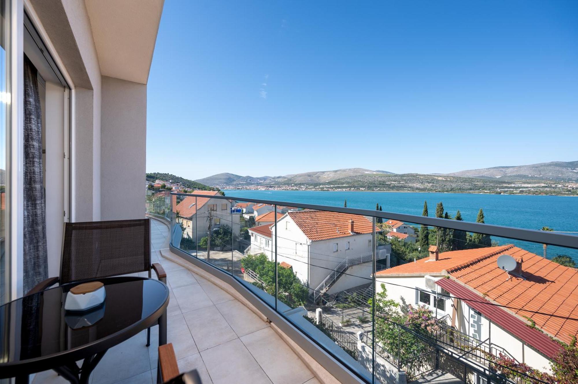 Apartments Filipo Trogir Bagian luar foto